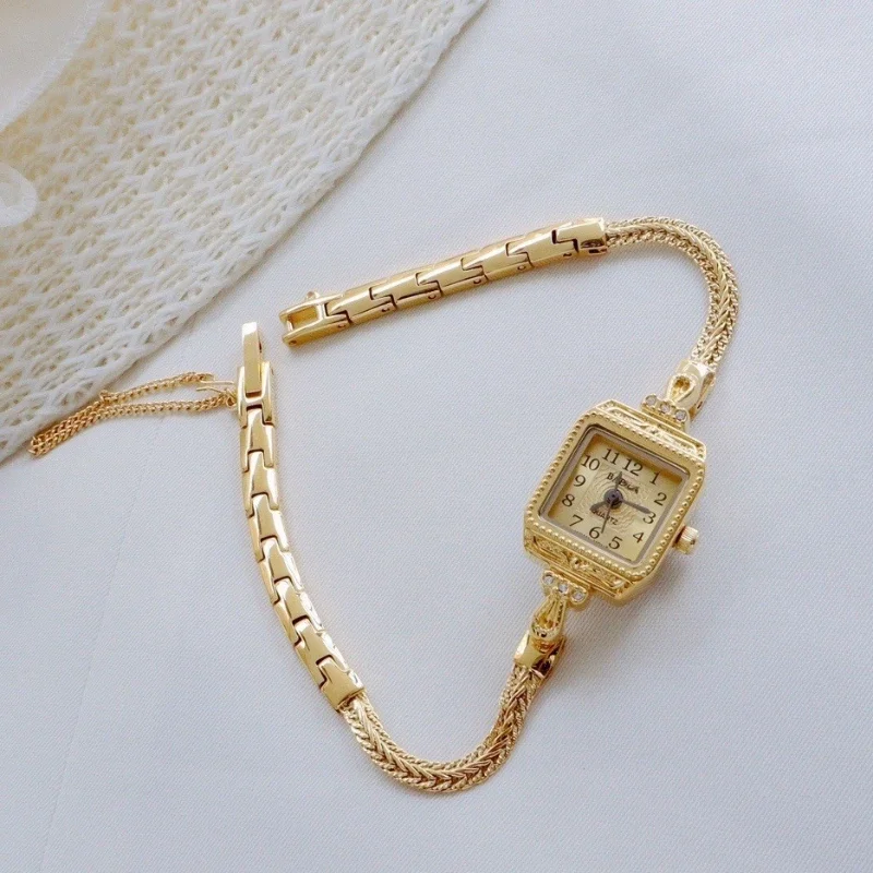 Delicate and light luxury Vint - Vintage Digital Watch review and price